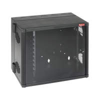 Gabinete AccessPlus de Montaje 26 UR en Pared de 19in, Rieles Numerados y Roscados #10-32, Puerta con Ventana de Seguridad, 700 mm de Ancho, 637 mm de Profundidad, Color Negro