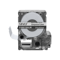 Casete de 150 Etiquetas Bandera, Poliéster de 25.4 mm x 38.1 mm (1 x 1.5 pulgadas), para Cables de 3.1 mm - 5.1 mm (0.12 - 0.2 pulgadas) de Diámetro, Área de Impresión Color Blanco
