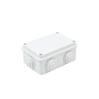 Caja Estanca de PVC Para Derivación y Conexión, 6 Entradas, Tapa Atornillada, 120x80x50 mm (Área interna), Uso Exterior IP55, Material que no Propaga el Fuego y Libre de Hálogenos
