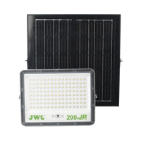 Reflector de 200 W con Panel Solar  /  Batería 3.2  V CD / T.C.C. 6 500 K / IP65.