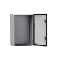 Gabinete de Uso Exterior MAS 600 x 600 x 400 mm NEMA 4/12/13; IP66; IK10 de Acero Dulce 1.5 mm con Platina de Montaje Incluida Color Gris Claro