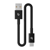 Cable corto trenzado de USB-A a USB-C de Beats (20 cm) – Negro eléctrico