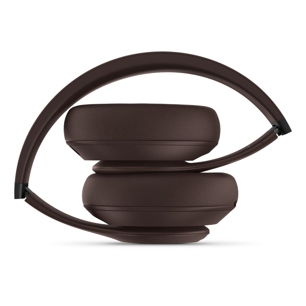 Audífonos inalámbricos Beats Studio Pro – Café oscuro