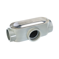Caja oval roscada tipo T de 1 1/4" (31.8 mm) incluye tapa y tornillos.