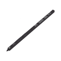PDU Básico para Distribución de Energía, Enchufe de Entrada NEMA L6-30P, Con 20 Salidas C13 y 4 C19, de Instalación Vertical, 208 Vca, 30 Amp