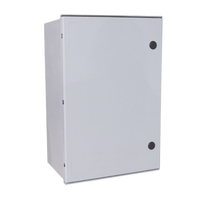 Gabinete de Poliéster IP55 Uso en Exterior (800 x 1000 x 300 mm) con Placa Trasera Interior de Plástico (Incluye Chapa y Llave).