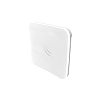 (SXTsq Lite2) Cliente y  PtP  en 2.4 GHz, 802.11b/g/n  con Antena Integrada de 10 dBi, Hasta 1000 mW de Potencia.