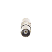 Adaptador Tipo Barril para 50 Ohm de Conectores BNC Hembra a BNC Hembra, Niquel/Oro/Polipropileno.
