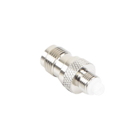 Adaptador en Línea, de Conector TNC Hembra a FME Hembra, Niple Europeo, Níquel/ Oro/ Teflón.