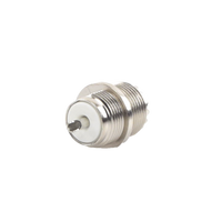 Conector UHF Hembra (SO-239) en Línea, Montaje Frontal en D Plano, Níquel/ Plata/ Baquelita.