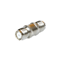 Adaptador Barril en Línea, de Conector Mini-UHF Hembra a Mini-UHF Hembra, Níquel/ Oro/ Teflón.