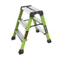 Escalera Plegable 2 Peldaños de Fibra de Vidrio / Tamaño 66 cm ( 2' 2").