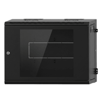 Gabinete Rackeable / 09 Unidades / Pared 19 Pulgadas / Puerta de Cristal / Acero Calibres 18-22 / Carga 80 kg / Dimensiones 634x632x468 mm (25x24.9x18.4 in) / Abatible 120° / Ventilación