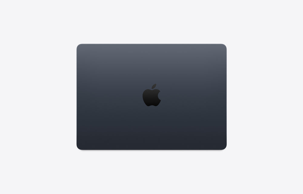 MacBook Air 13 con chip M5 color plata, vista frontal