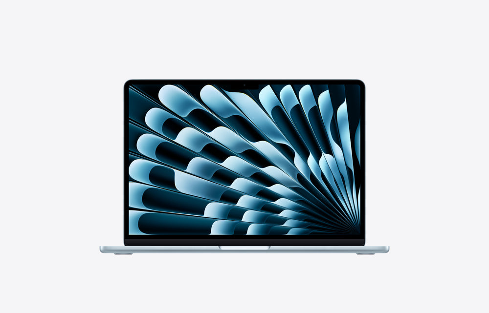 MacBook Air 13 con chip M5 color plata, vista frontal