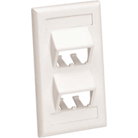 Placa de Pared Vertical Clásica, Salida Para 4 Puertos Mini-Com Inclinados, Con Espacios Para Etiquetas, Color Blanco Mate