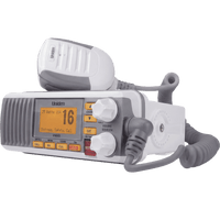 Radio Móvil Marino VHF / 25W / IPX4 / DSC Clase D con GPS / Pantalla LCD / Blanco